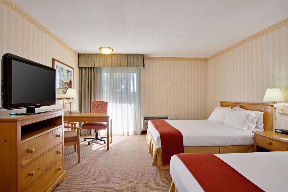Fairfield Inn & Suites By Marriott Camarillo Δωμάτιο φωτογραφία